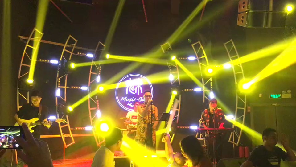 旺角音响 — 演艺酒吧