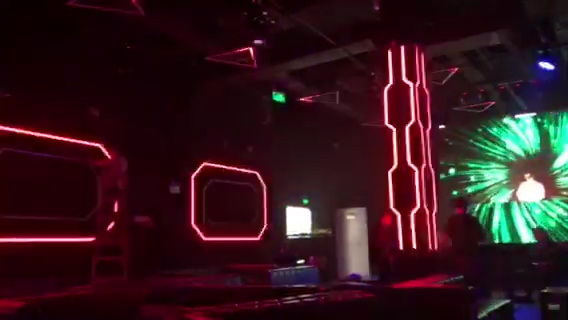 旺角音响 — 中文打碟嗨场